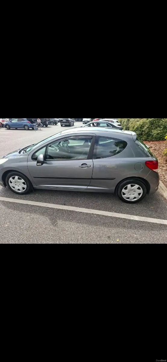 Peugeot 207 2010 - Image 2