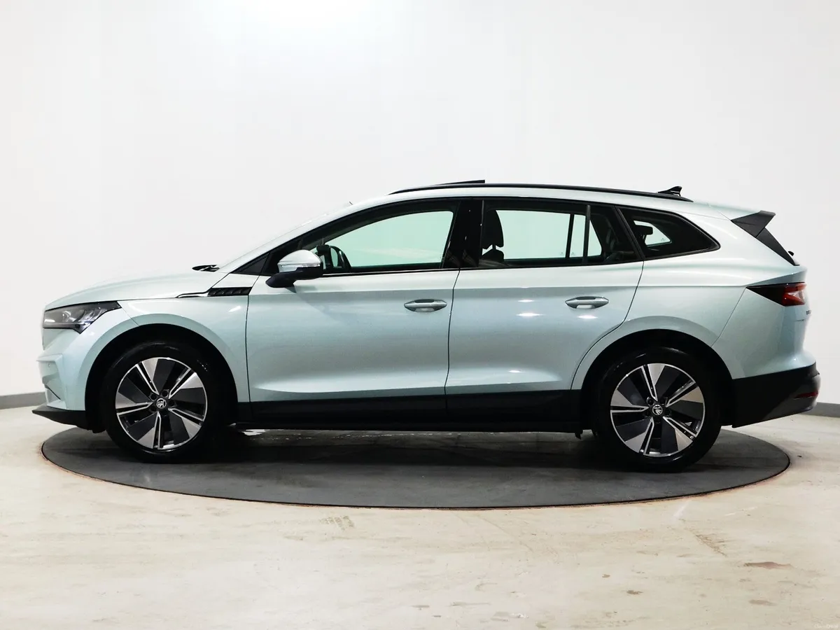 *77* 2023 Skoda Enyaq 60 EV AUTO - Image 6