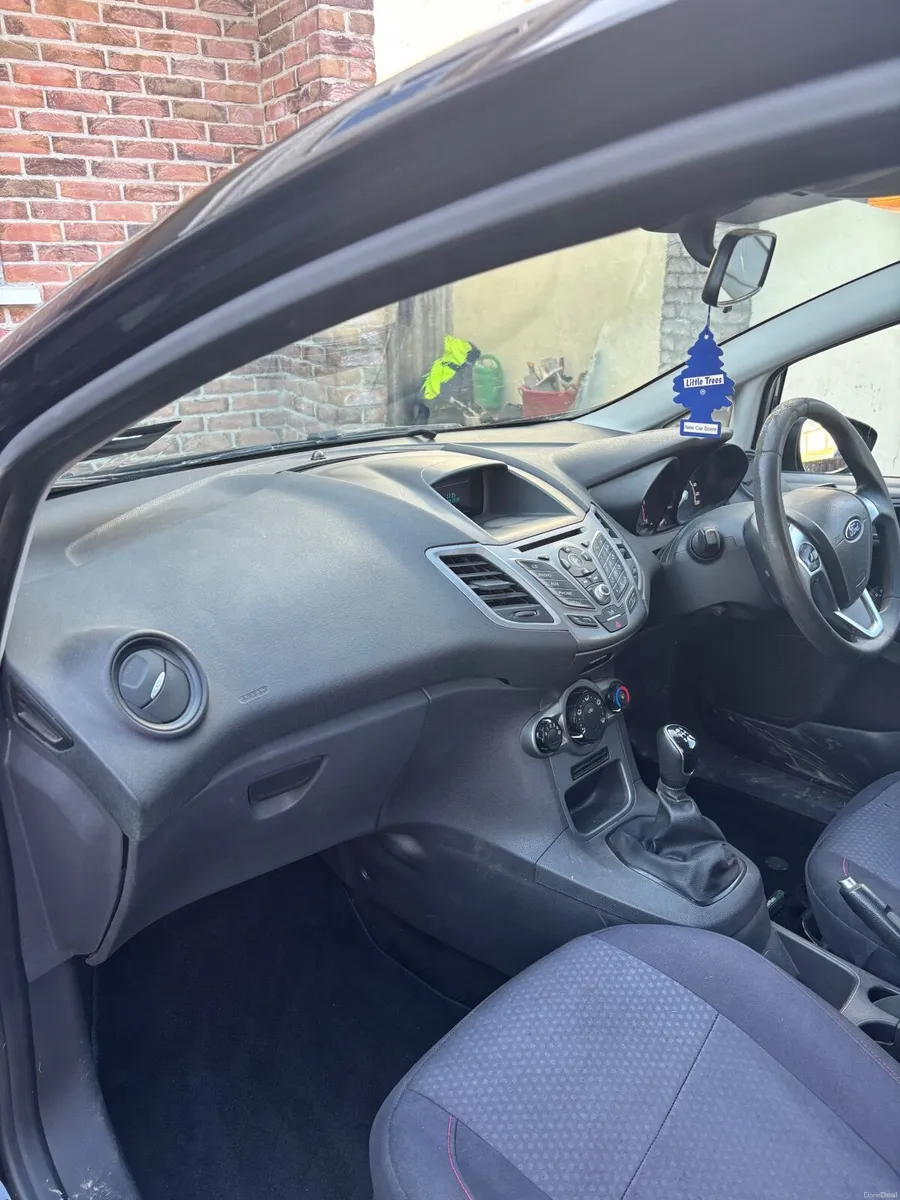 Ford Fiesta Van 2016 - Image 4
