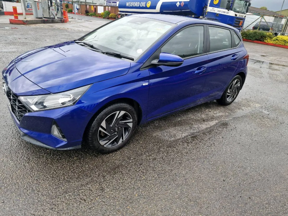 Hyundai i20 - Image 2