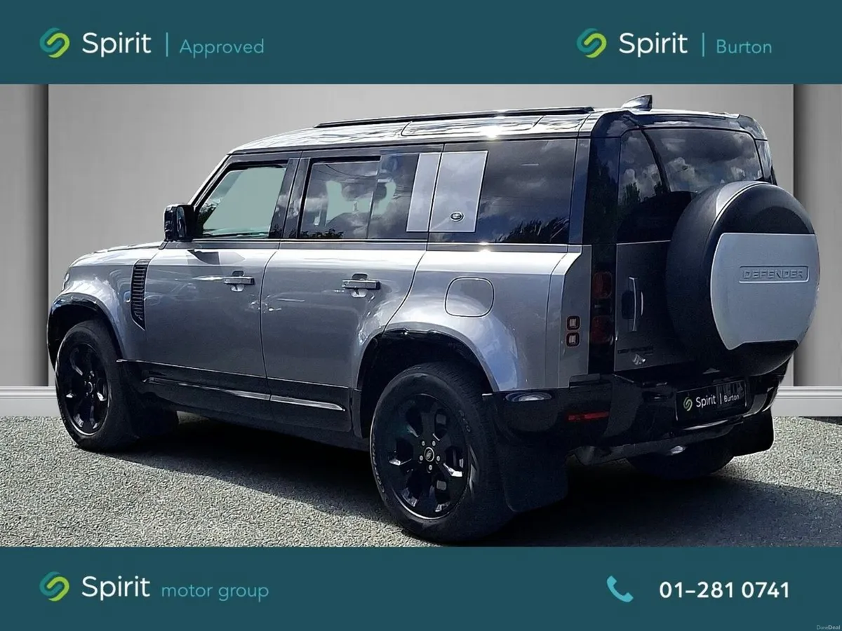 Land Rover Defender X-Dynamic Se Phev - Image 2