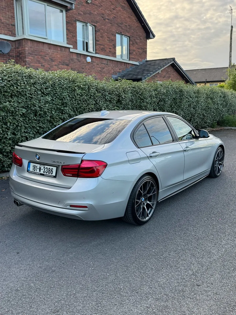 2018 BMW 320 Diesel Automatic*1 Owner* - Image 5