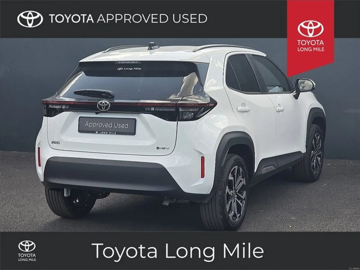 Toyota Yaris Cross 1.5 Hybrid Luna Sport 5dr - Image 2