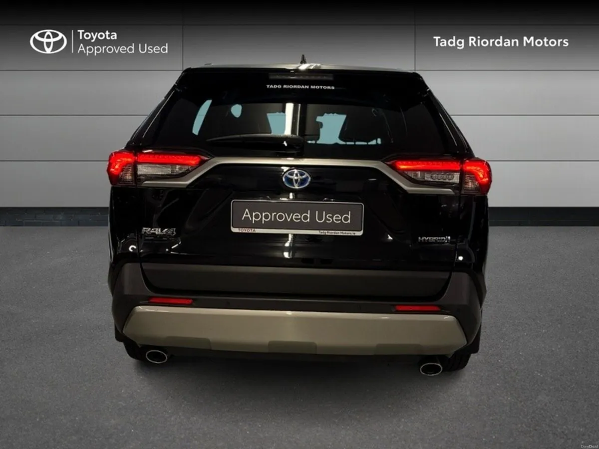 Toyota RAV4 HYBRID SOL 4DR AUTO - Image 4