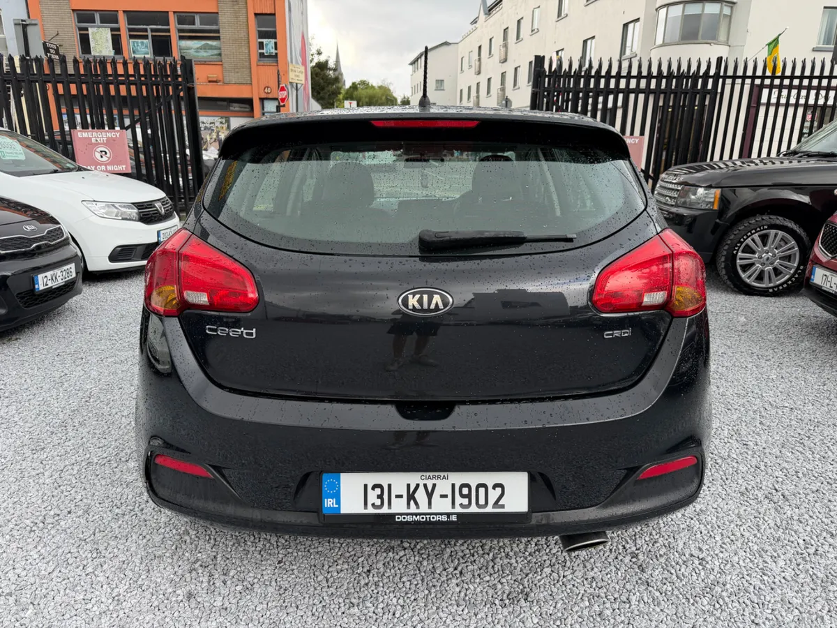 2013 (131) Kia Cee’d 1.4 CRDI EX - Image 6