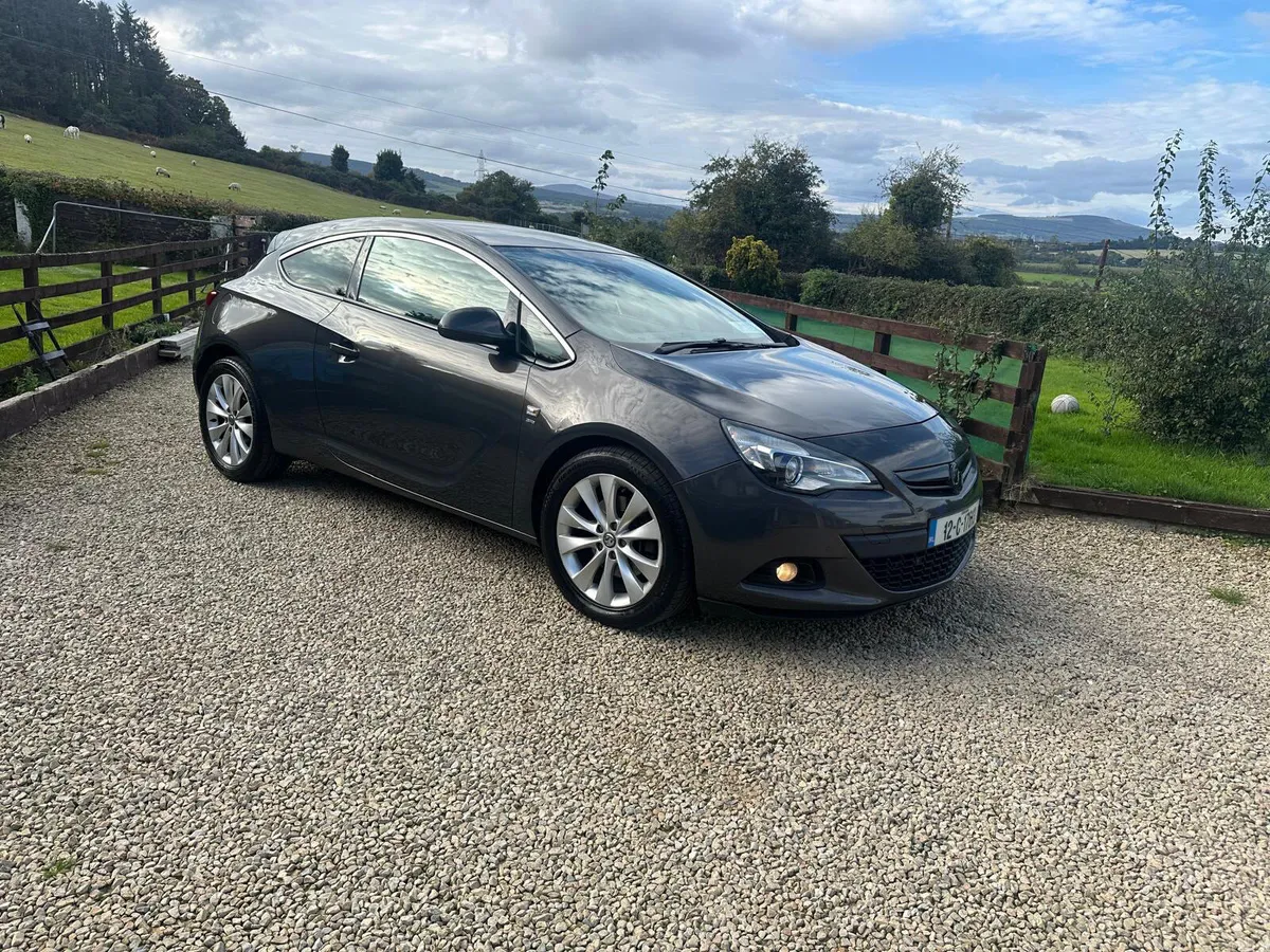 Vauxhall Astra 2.0 D GTC Manual 2 Door Coupe - Image 1