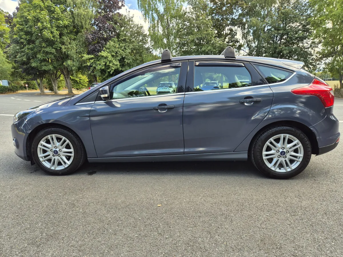 Very Clean Car Ford Focus 2013   1 OWNER - Image 5