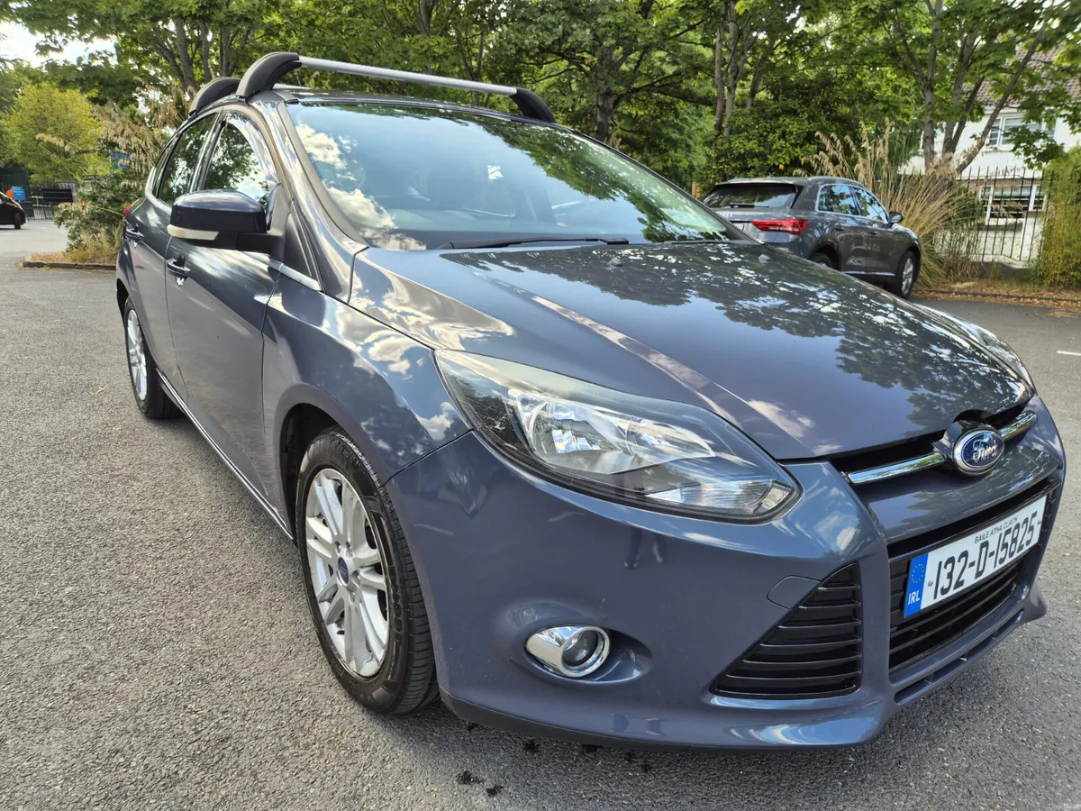 Very Clean Car Ford Focus 2013   1 OWNER - Image 1
