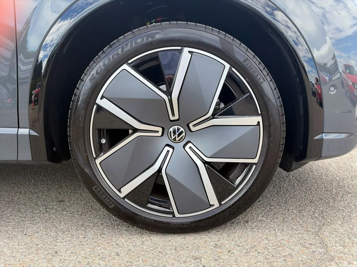 Volkswagen Tiguan R-Line 75 2.0TDI DSG 150HP - Image 5