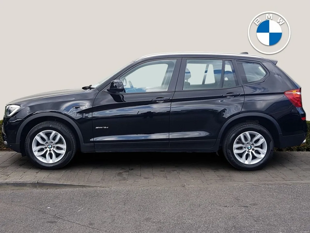 BMW X3 sDrive18d SE - Image 3