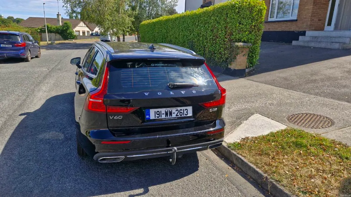 Volvo V60 Inscription+ 2019 - Image 3