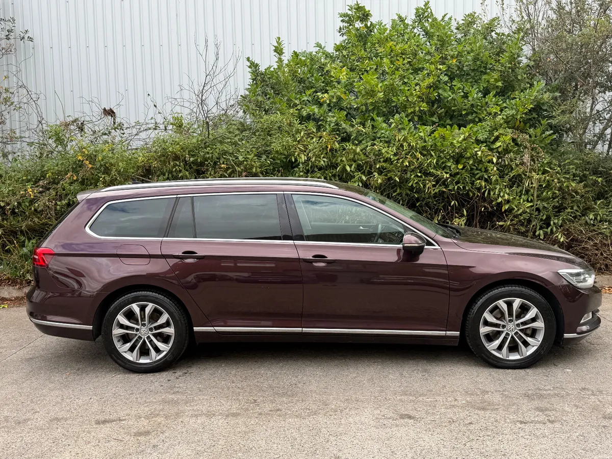 Volkswagen Passat 1.4 TFSI Leather Auto - Image 3
