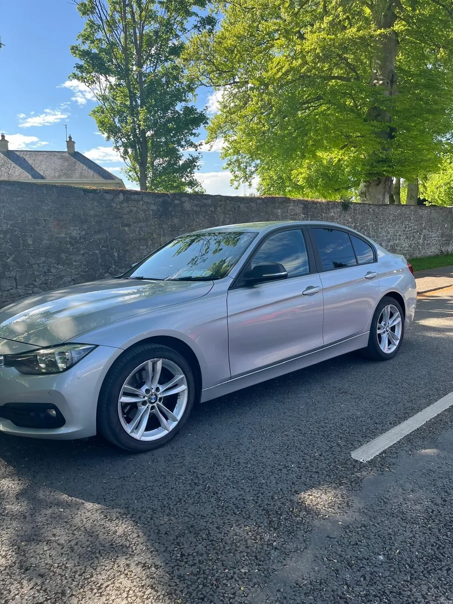 BMW 3 Series - Image 2