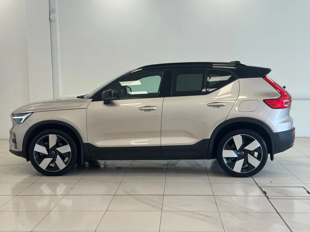 Volvo XC40 2023 - Image 6