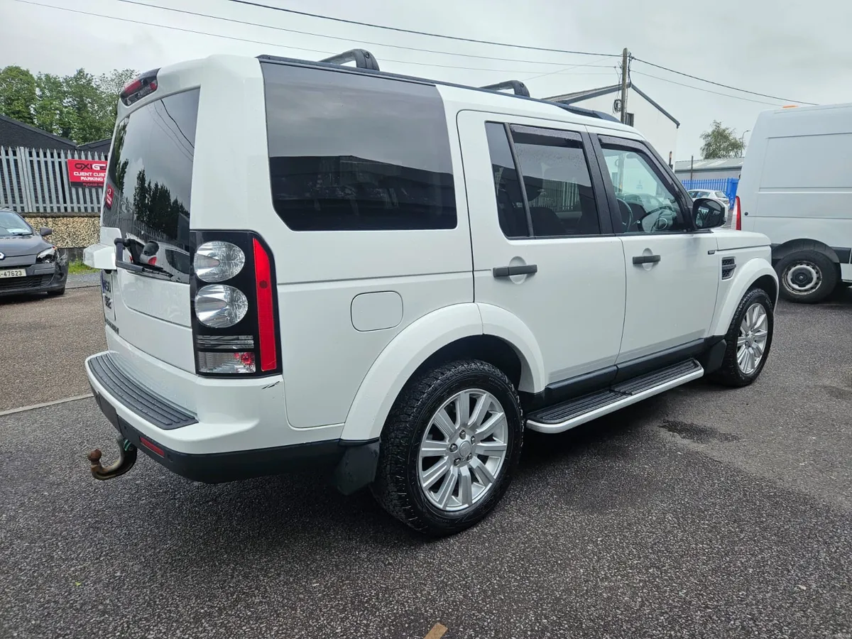 Land Rover Discovery 2014 - Image 2