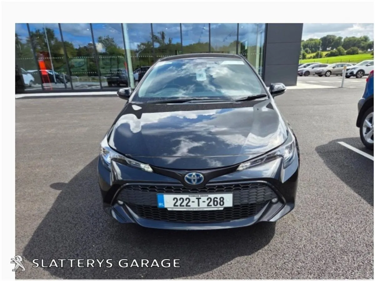 Toyota Corolla 1.8 Hybrid Luna Hatchback - Image 2