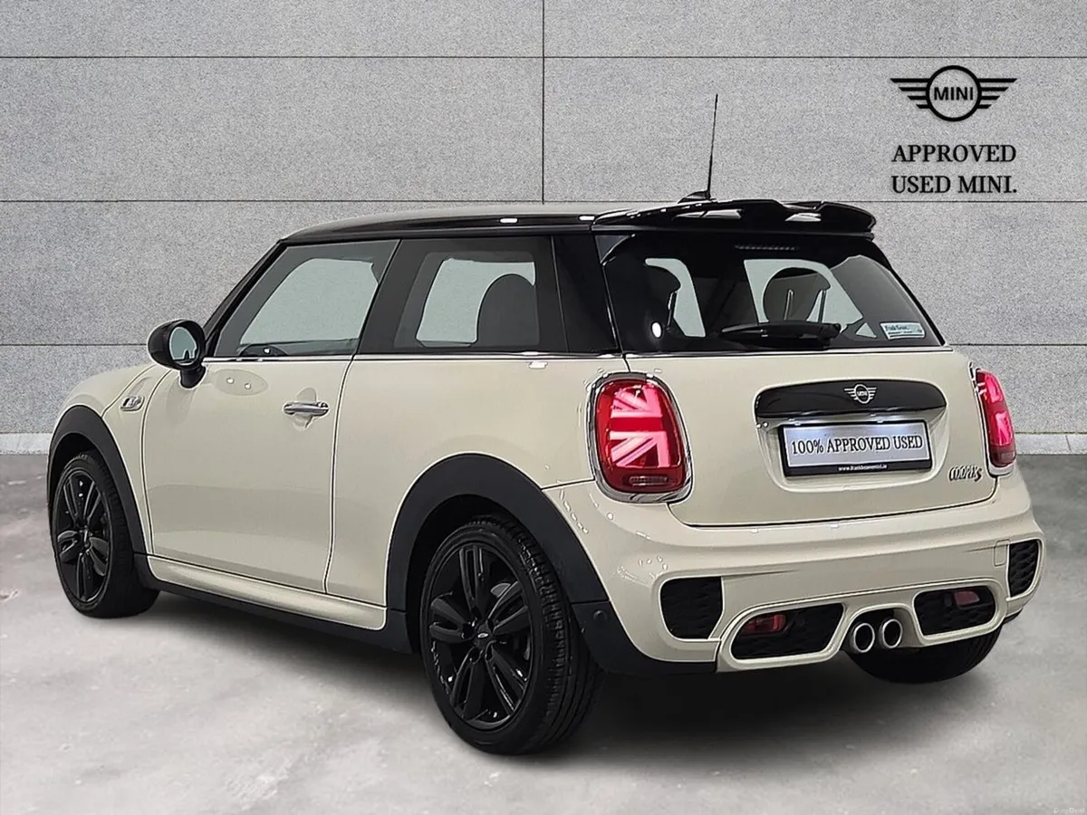 Mini Cooper 3-Door Cooper S Sport - Image 2