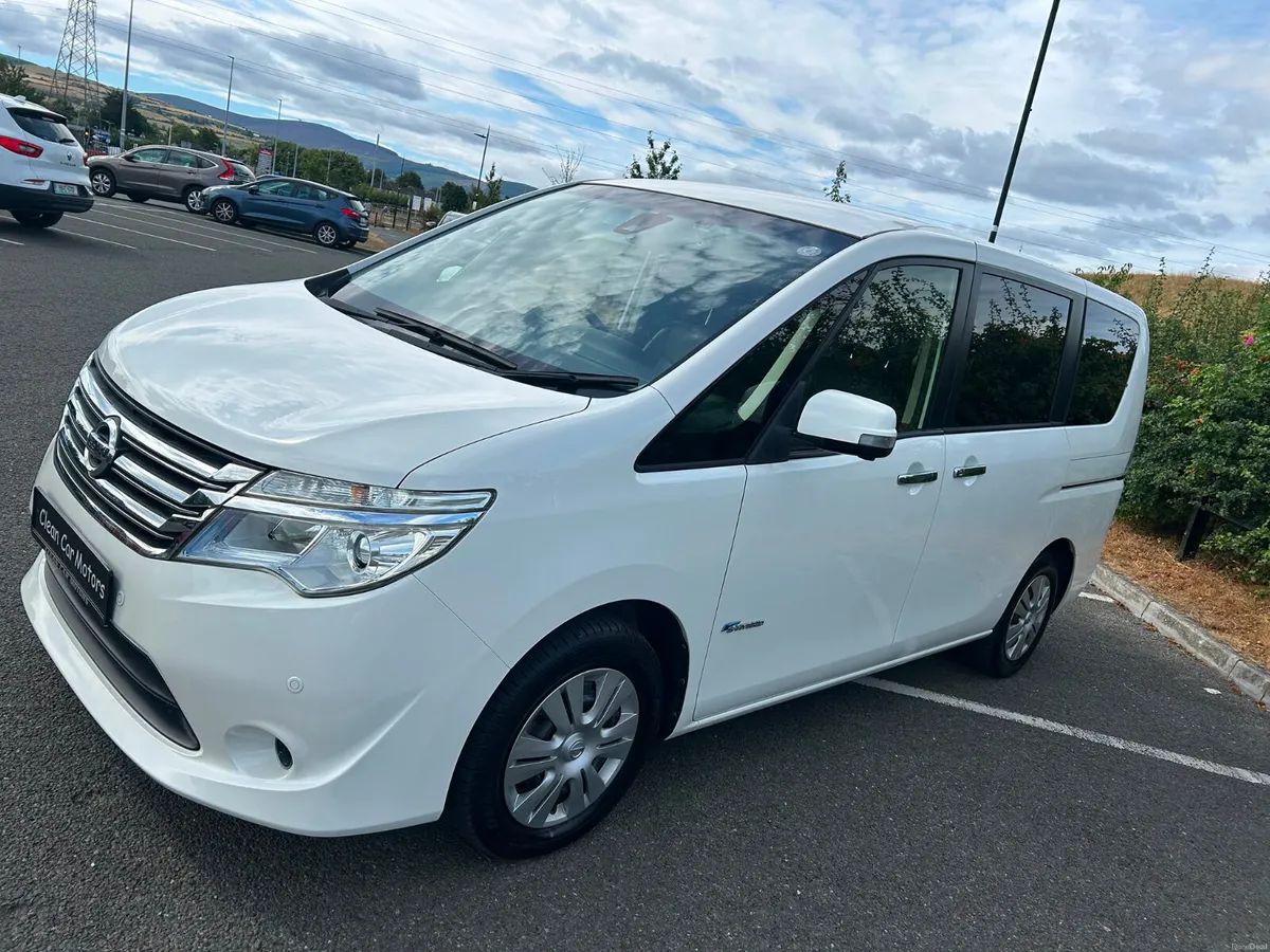 NISSAN SERENA 2015 AUTOMATIC - Image 4