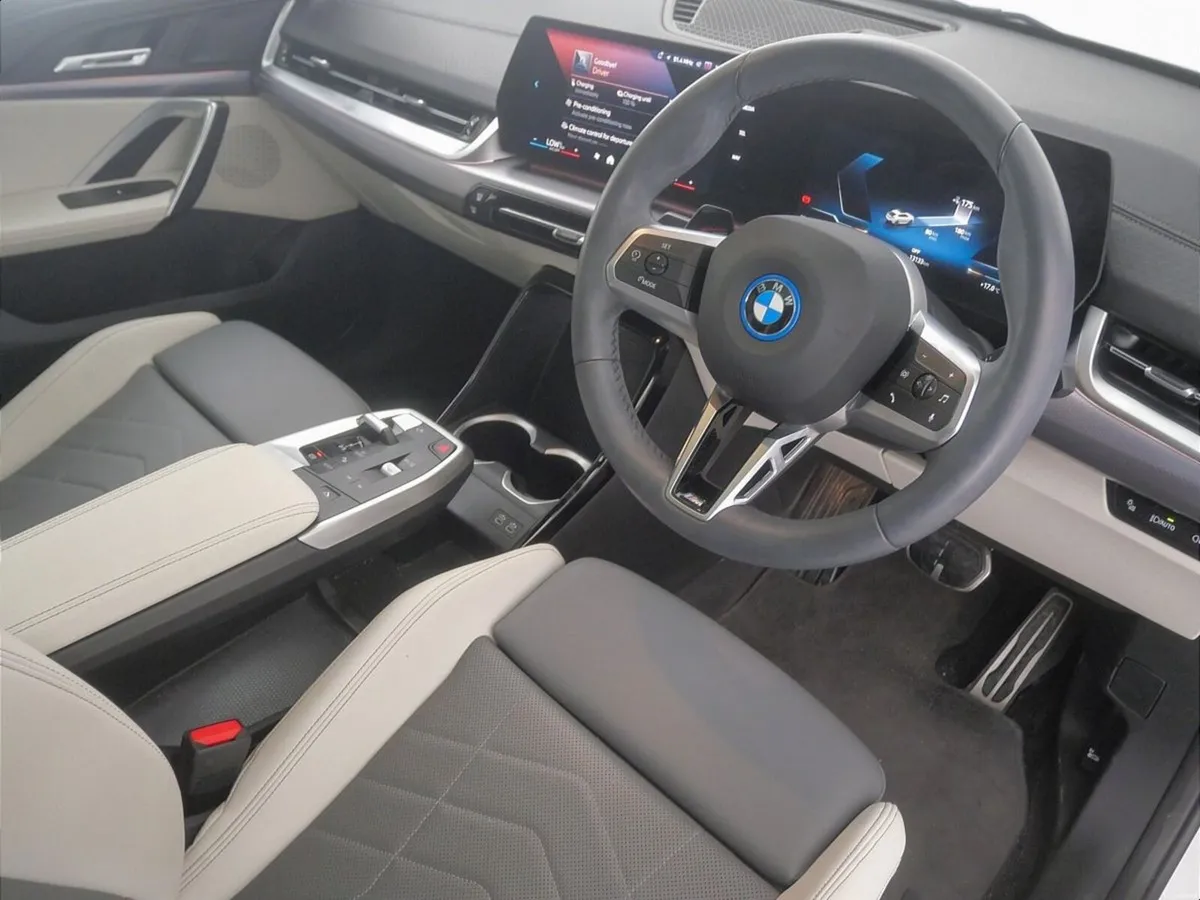 BMW iX2 eDrive20 M Sport - Image 6