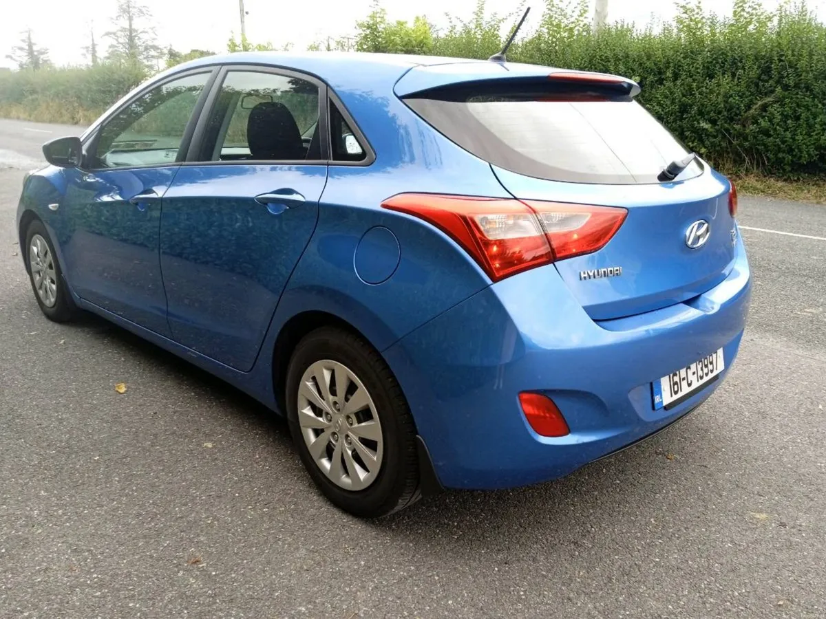 HYUNDAi i30 CORK - Image 4