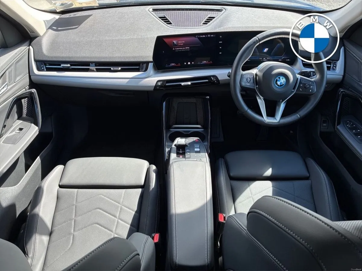 BMW iX1 eDrive20 Sport - Image 4