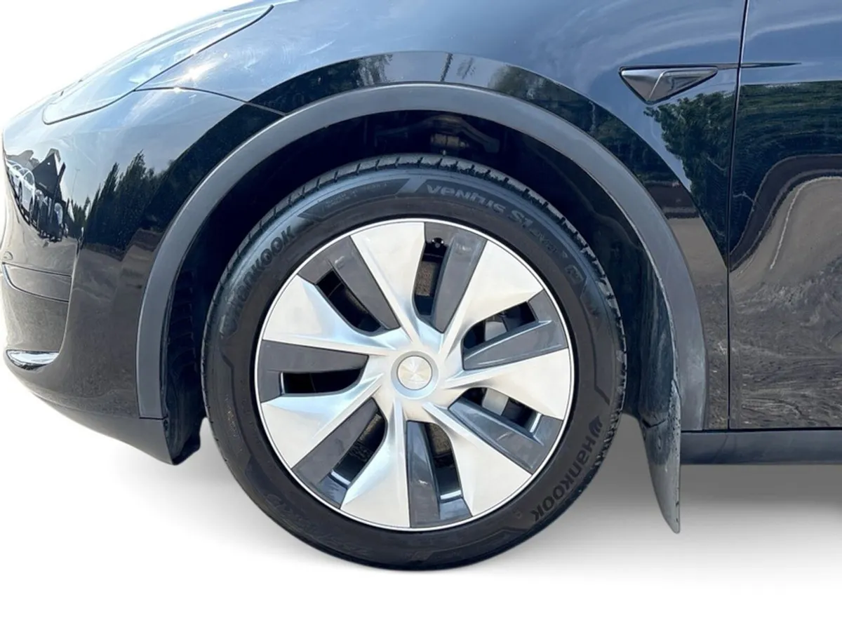 Tesla Model Y RWD - Image 4