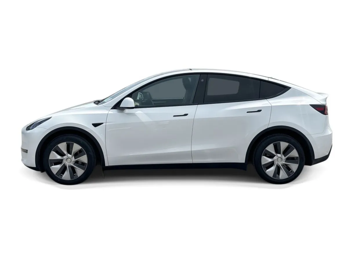 Tesla Model Y LONG RANGE AWD - Image 6