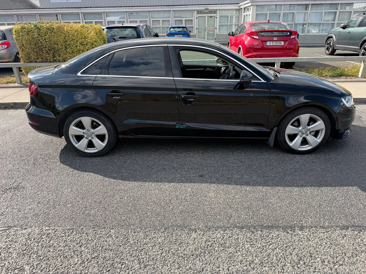 2016 Audi A3 1.6 TDI SPORT - Image 2