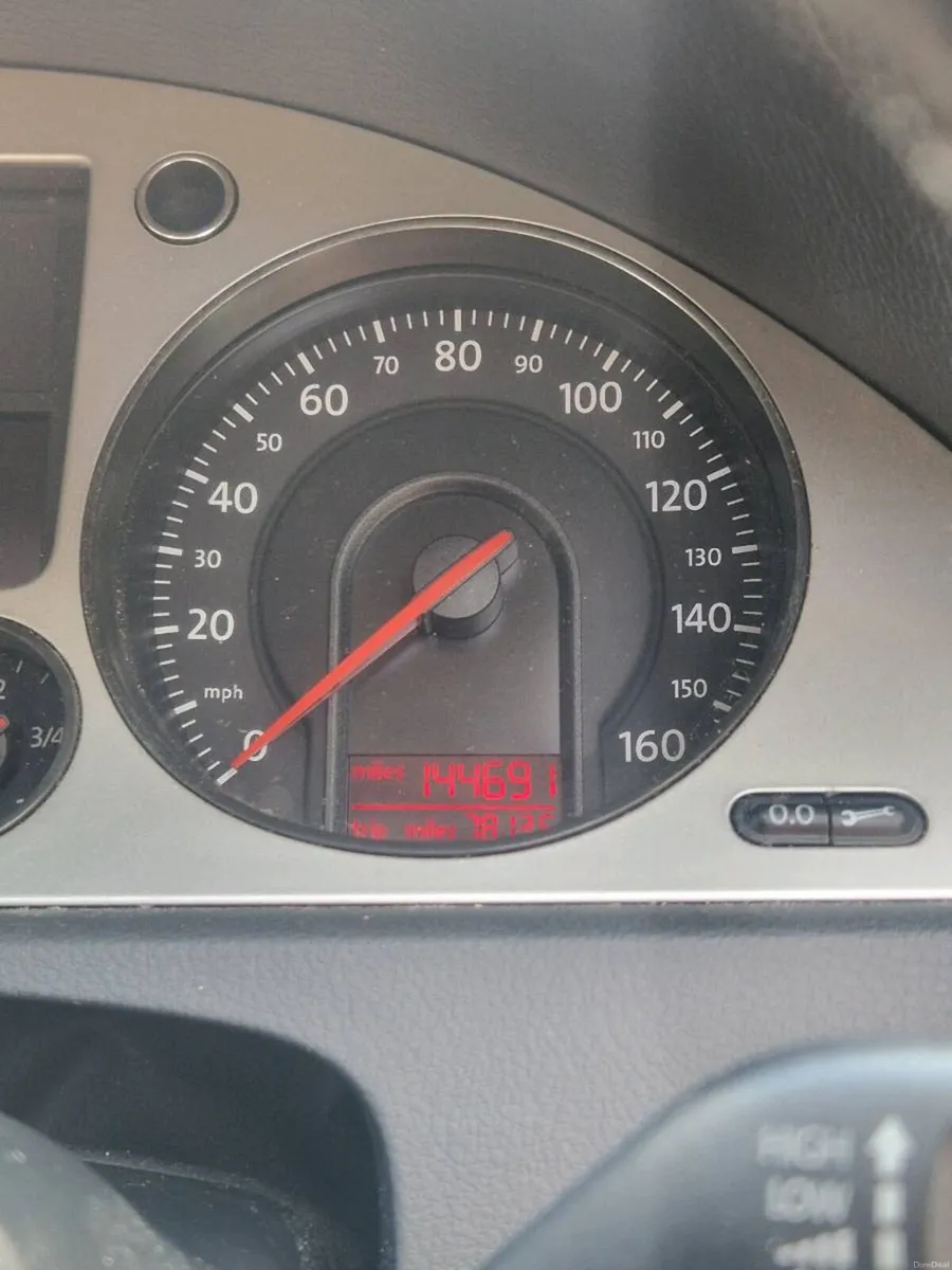 Volkswagen passat - Image 2
