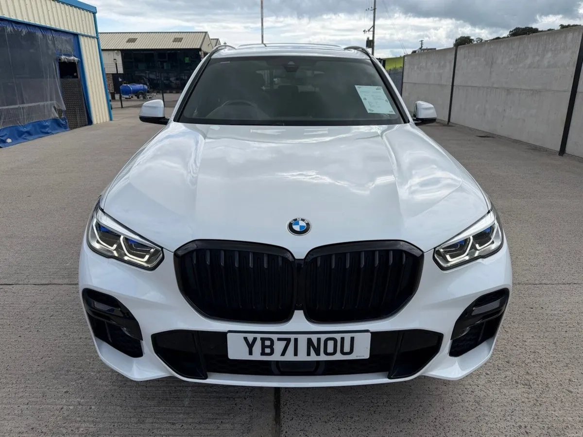 BMW X5 XDRIVE 30D M SPORT 7 SEATER MHEV AUTOMATIC - Image 2