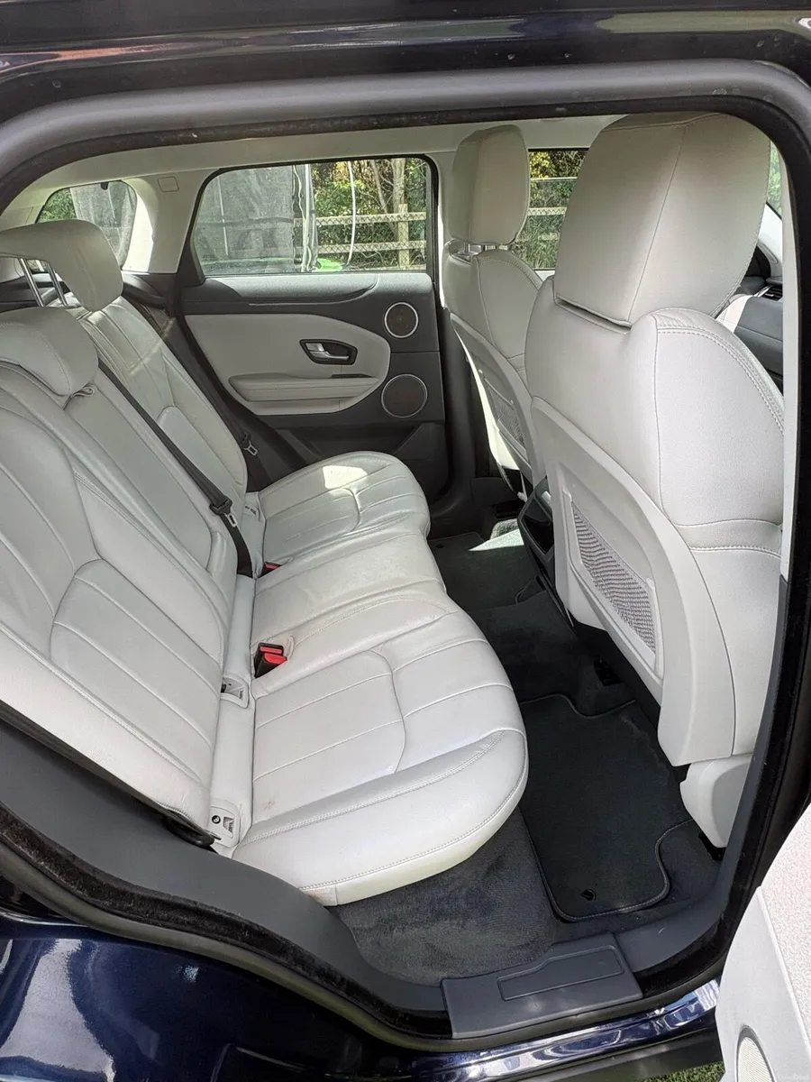 Car - Image 3