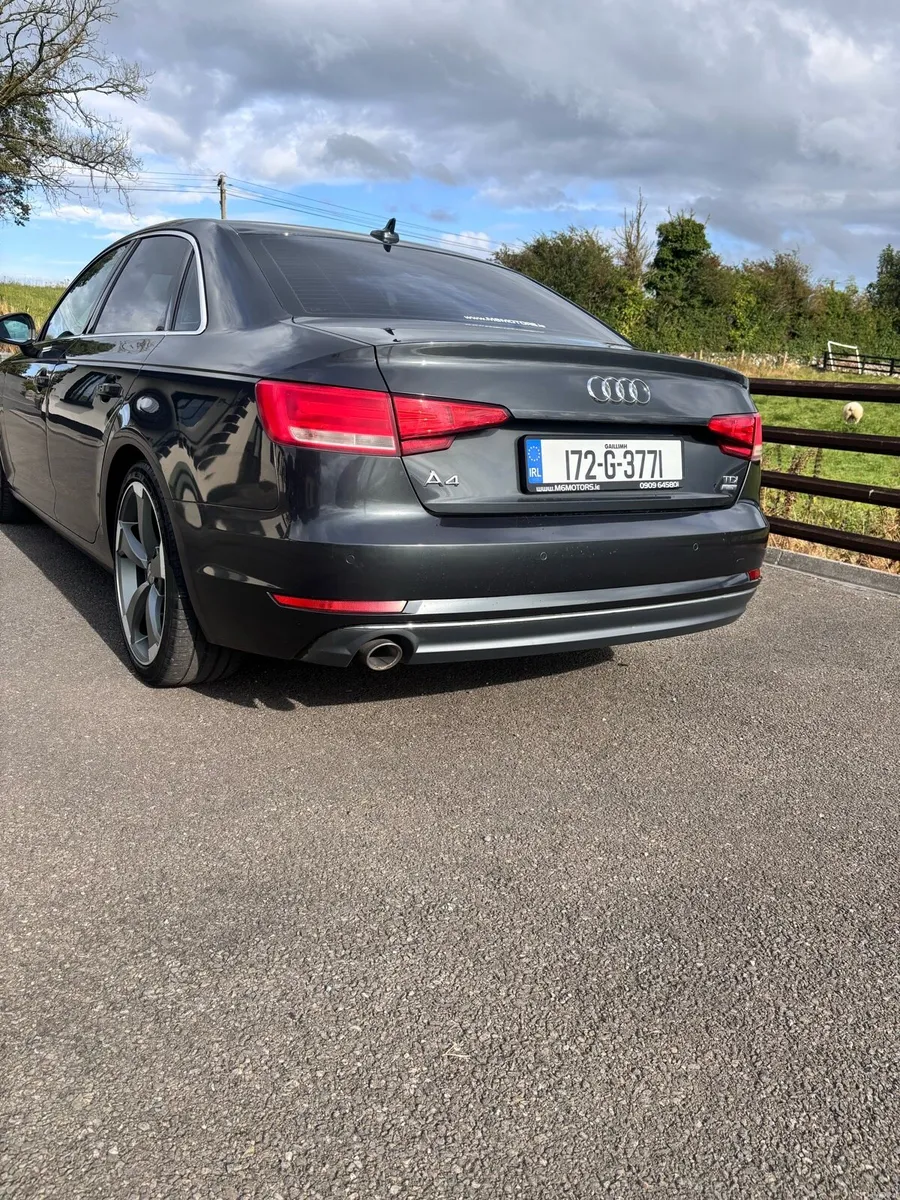 Audi A4 SE TDI ULTRA 2.0 - Image 2