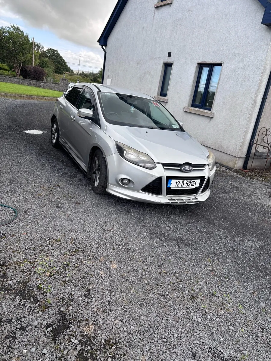 2012 ford focus - Image 1