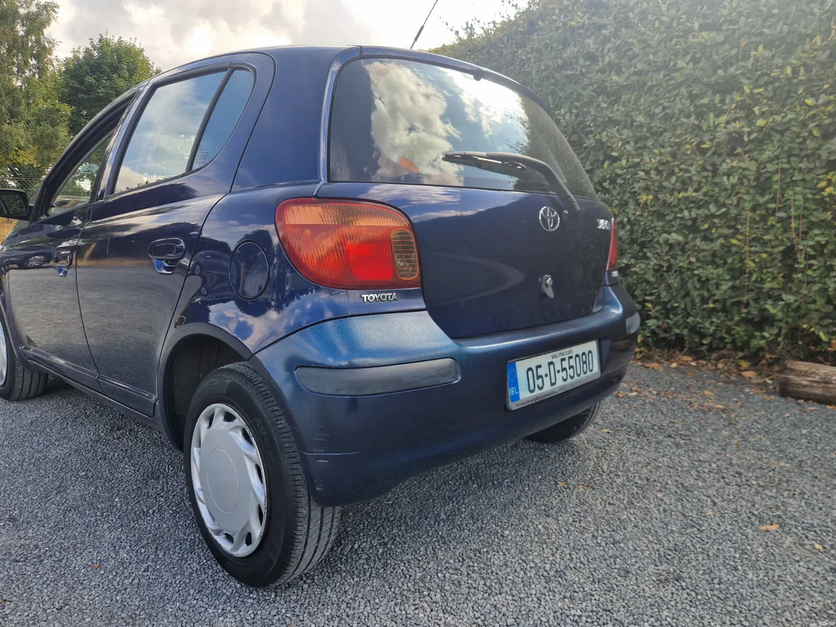 Toyota Yaris 2005 - Image 3