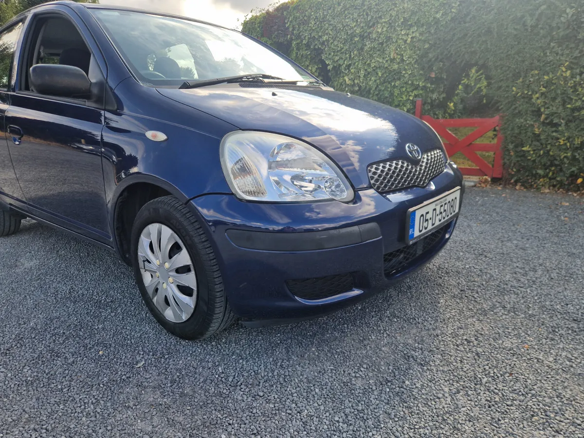 Toyota Yaris 2005 - Image 1