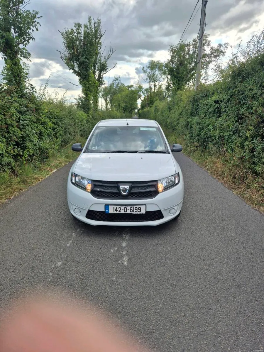142 DACIA SANDERO 1.1 - Image 1