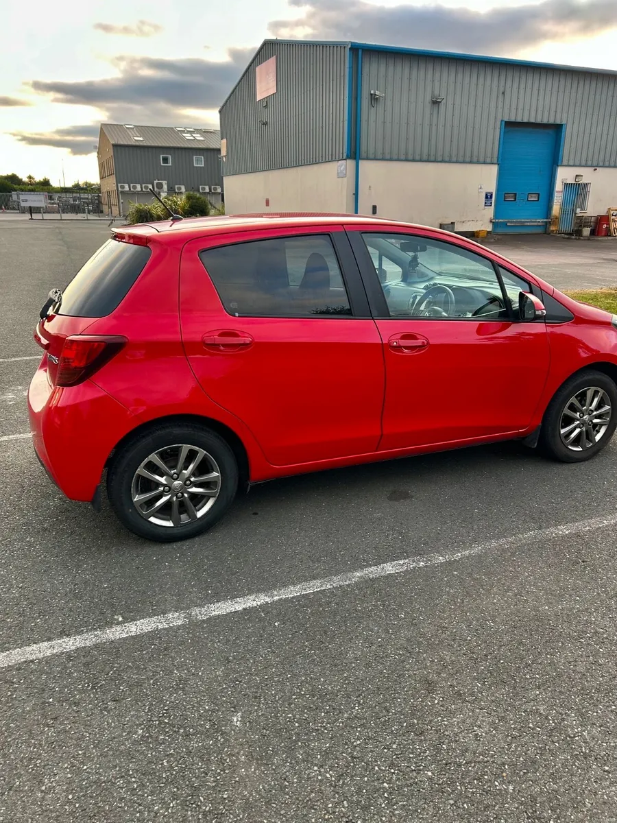 Toyota Yaris 2014 - Image 5
