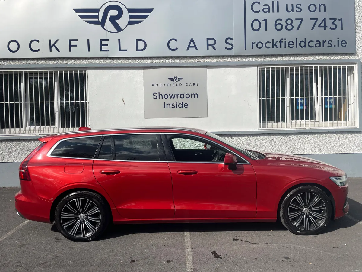 V60-PHEV-INSCRIPTION-APPLE PLAY-AWD-140TAX - Image 5