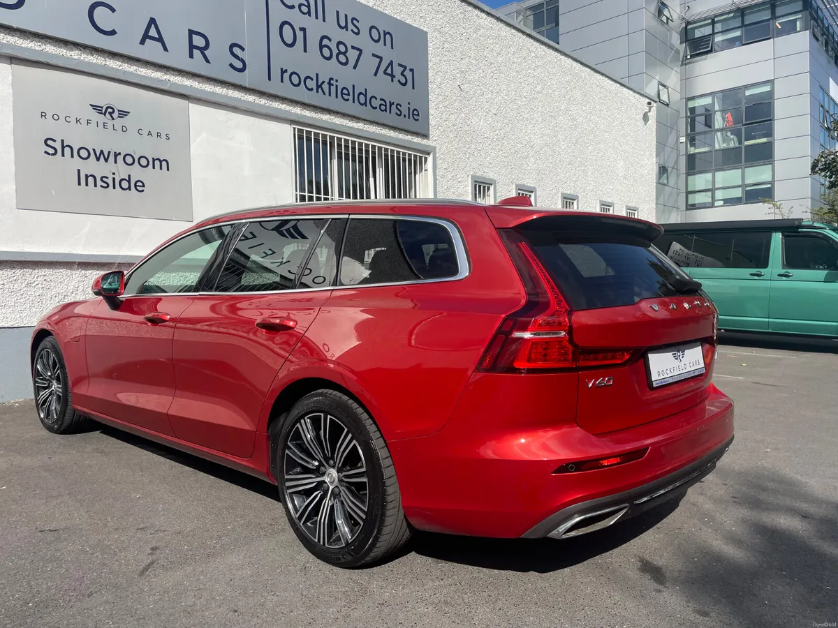 V60-PHEV-INSCRIPTION-APPLE PLAY-AWD-140TAX - Image 6