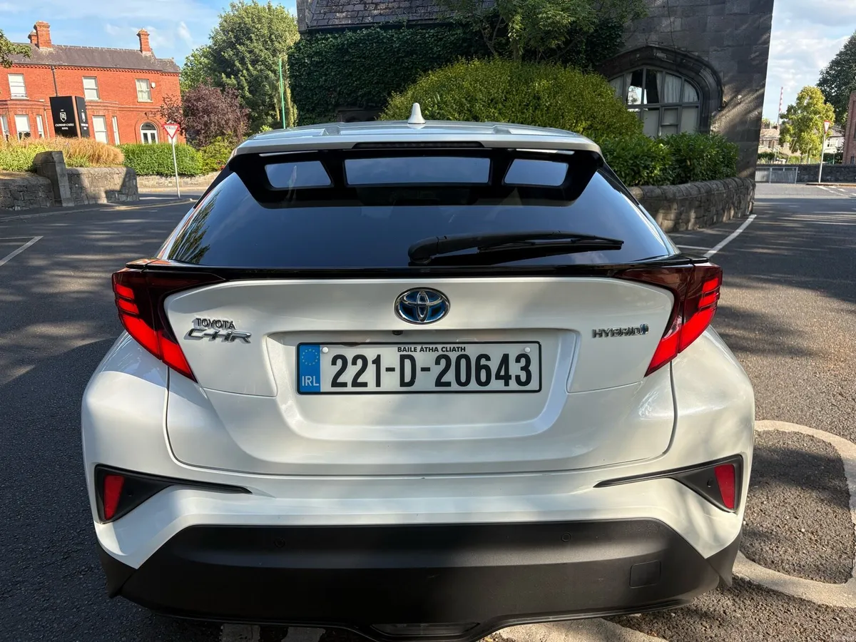 2022 Toyota C-HR Hybrid SOL Top Spec Irish - Image 4
