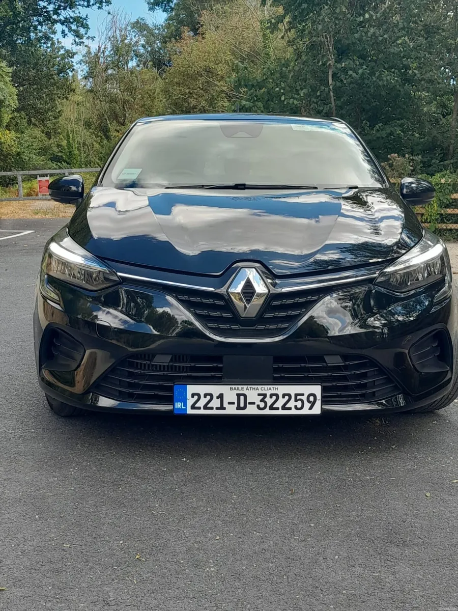 22 renault clio 25k klms - Image 3