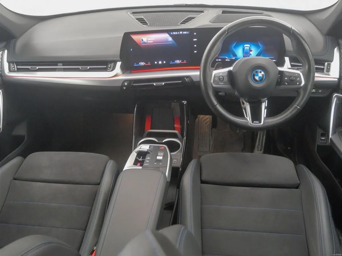 BMW iX1 eDrive20 M Sport - Image 4