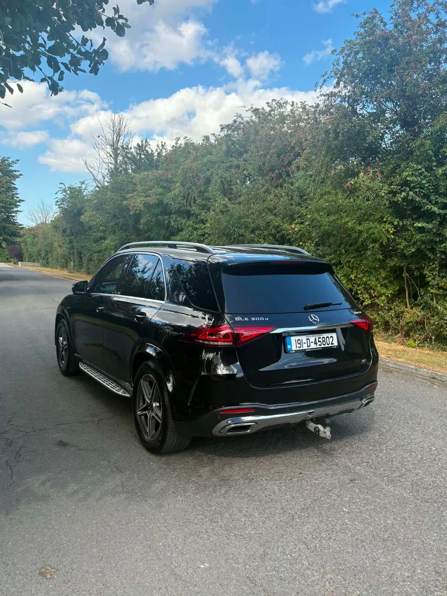 2019 Mercedes GLE 7 seats AMG - Image 2