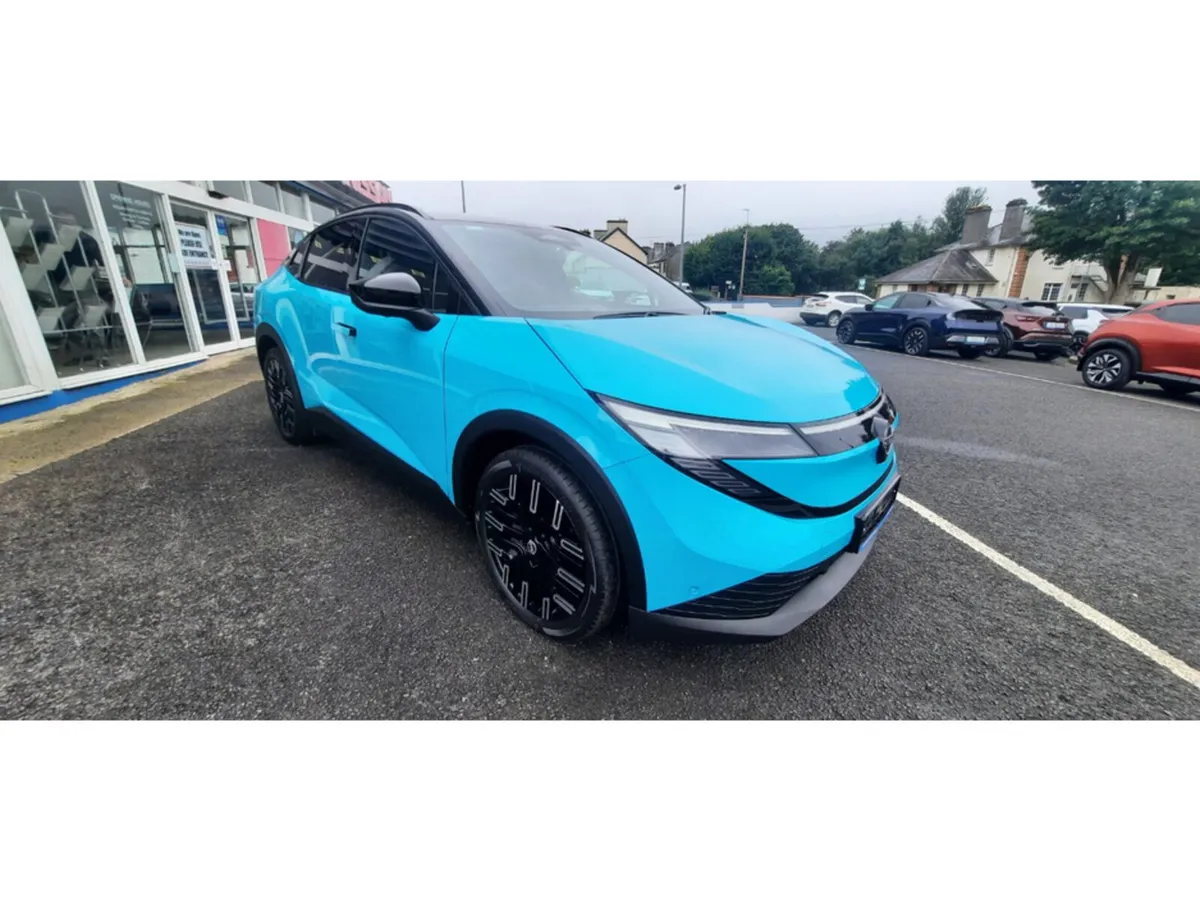 Nissan Leaf 52KW EVOLVE 5DR AUTO 2 TONE - Image 3