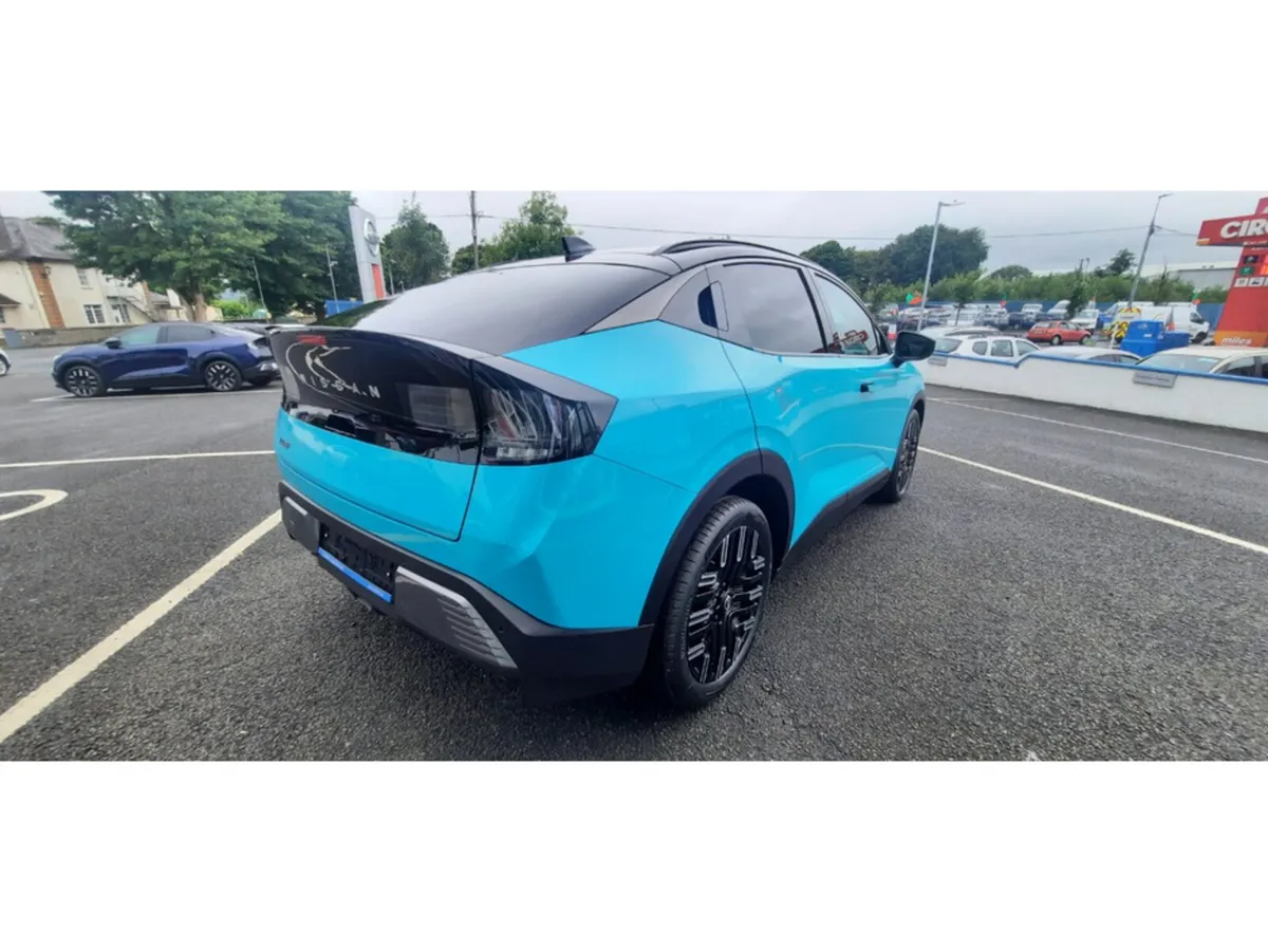 Nissan Leaf 52KW EVOLVE 5DR AUTO 2 TONE - Image 6
