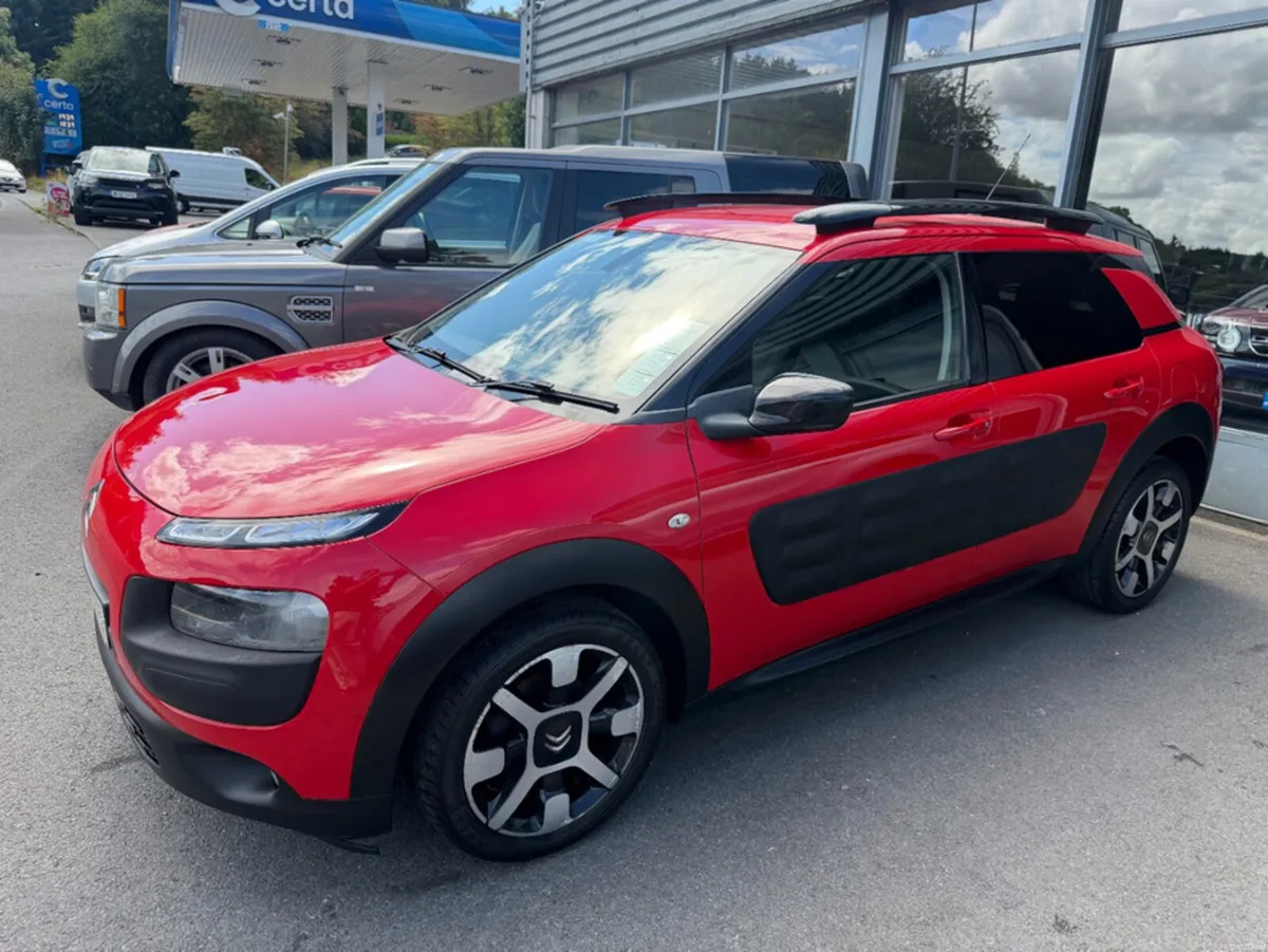 Citroen C4 Cactus BLUE HDI 100 4DR - Image 6