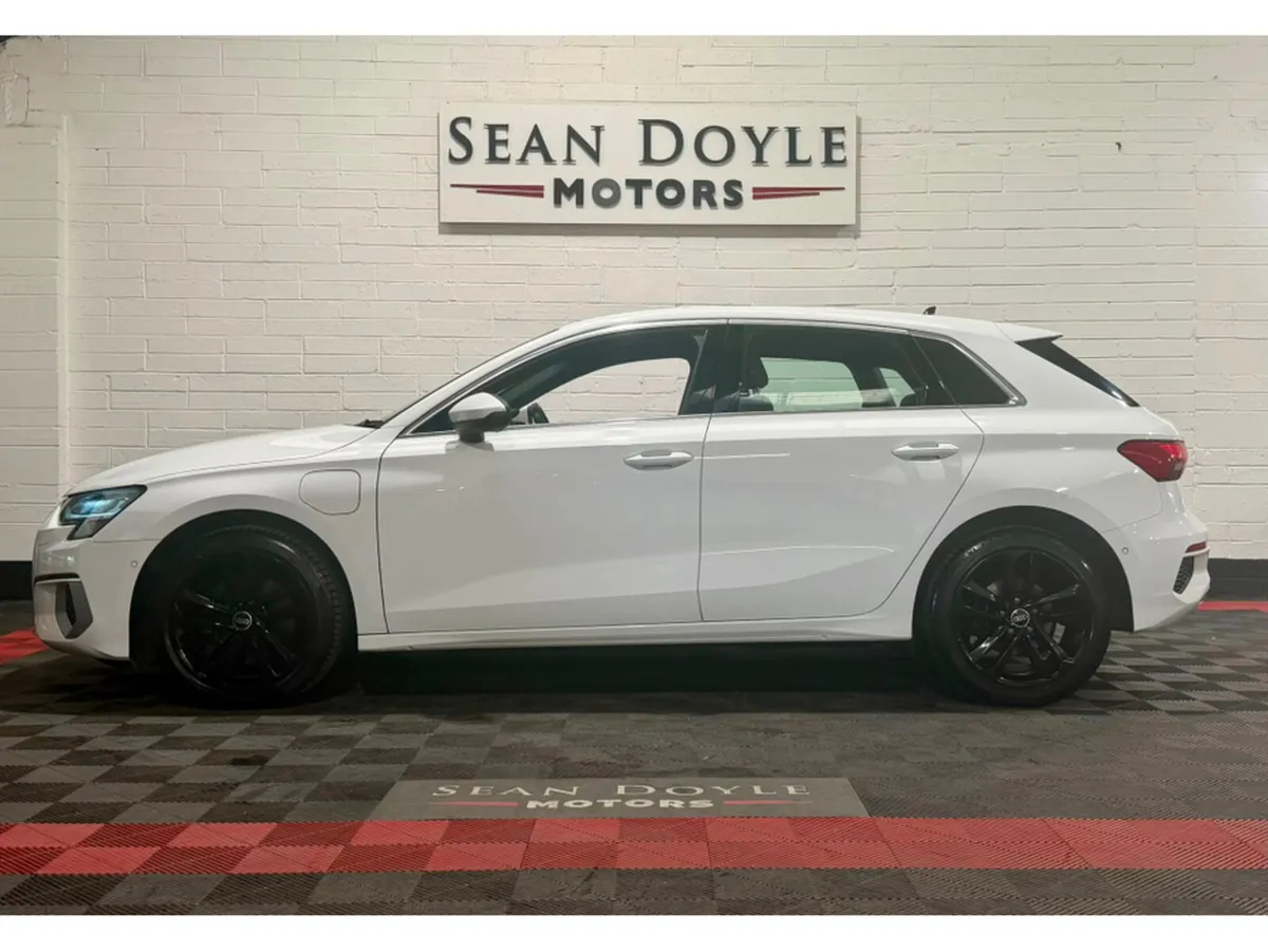 Audi A3 1.4 TFSI SPORT PHEV 204BHP AUTOMATIC - Image 4