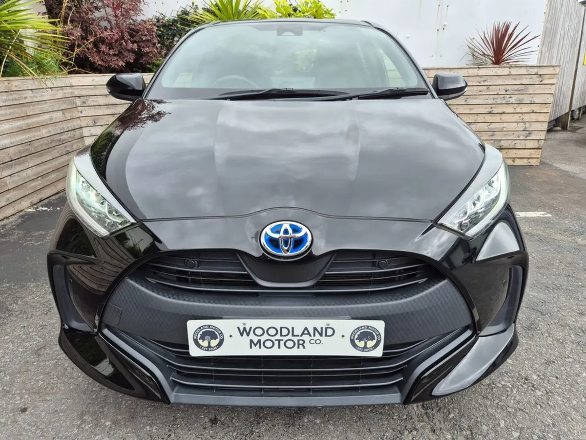 Toyota Yaris 1.5 HYBRID / X SPEC / LOW MILEAGE / T - Image 4