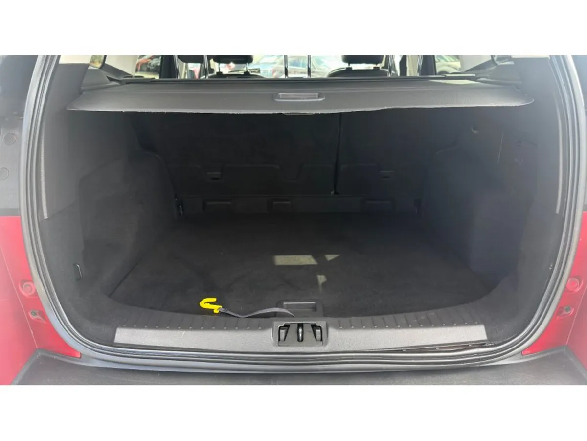 Ford Kuga TITANIUM 1.5 TDCI 120PS F FWD 4DR - Image 3