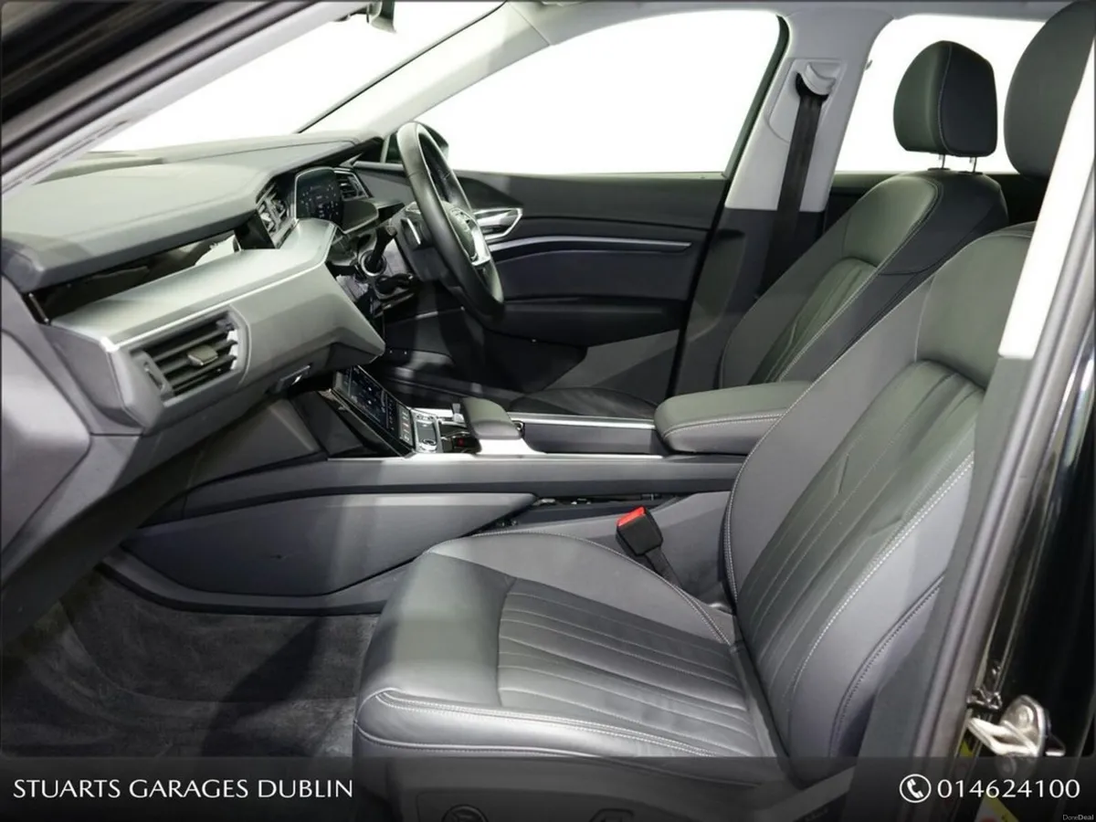 Audi Q8 e-tron Q8 50 E-TRON QUATTRO SPORT: MYTHOS - Image 3